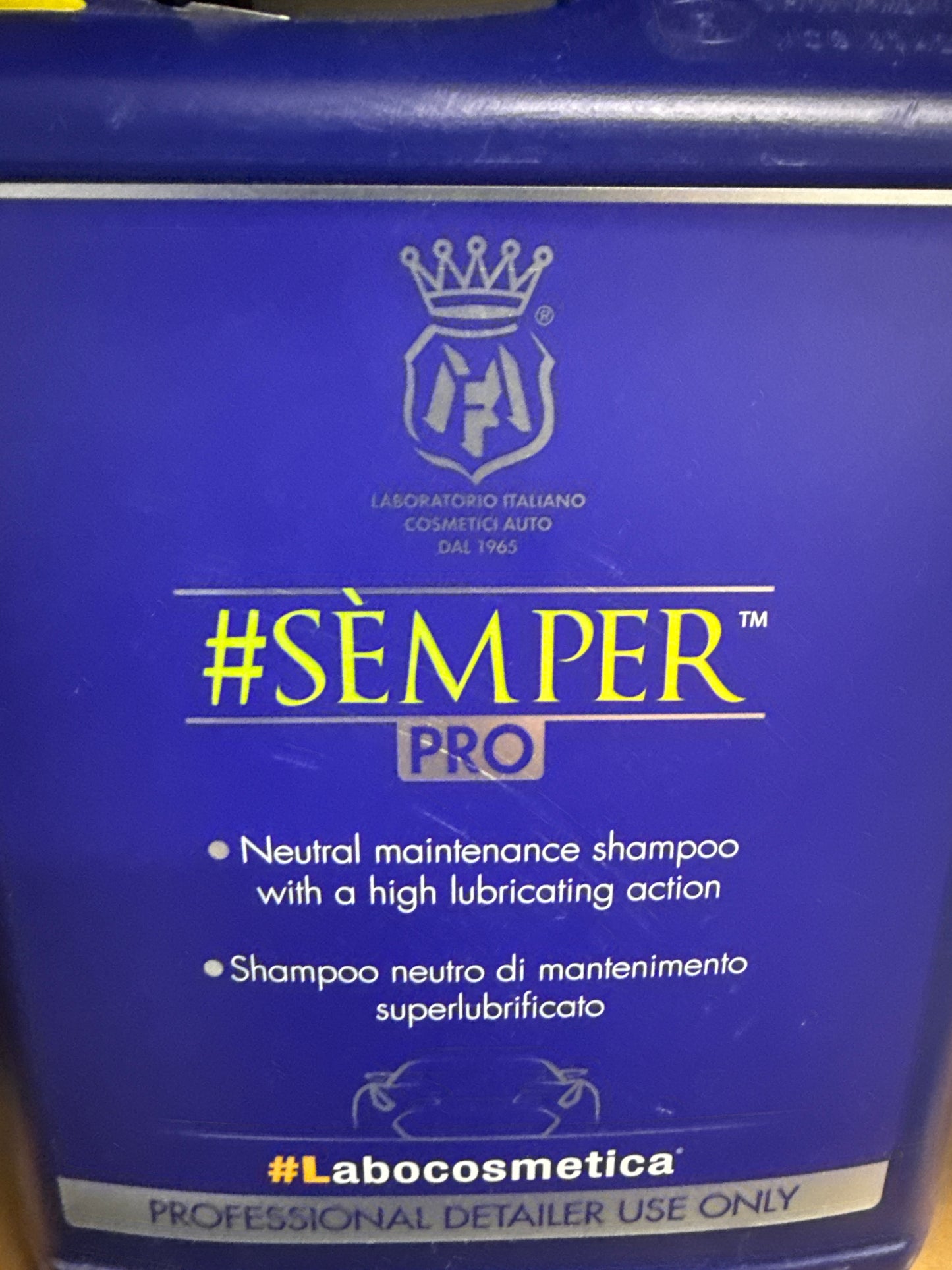Labocosmetica SEMPER – pH-Neutral Maintenance Shampoo