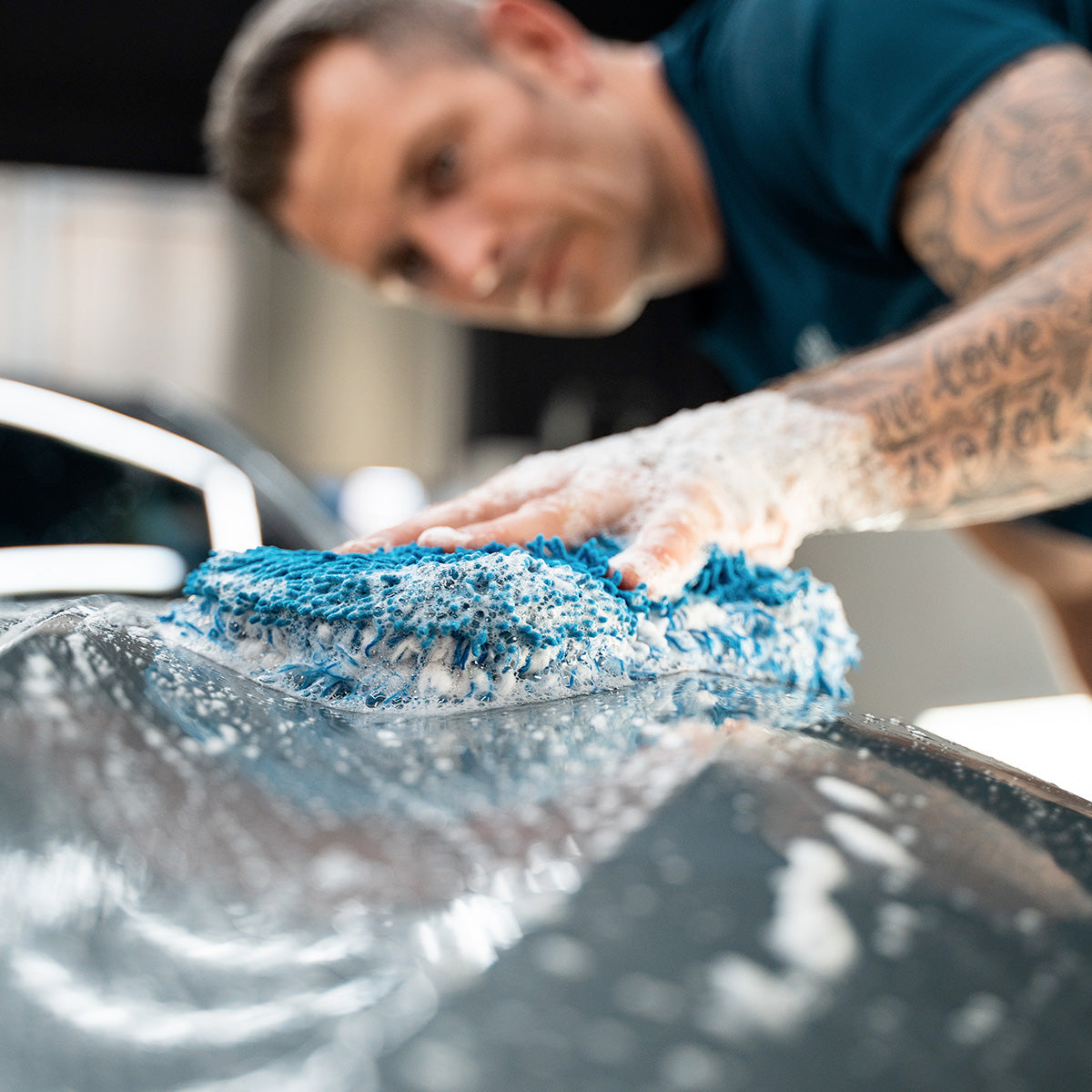 Car Detailing - Premium products for professional cleaning and protection. Ships Canada-wide.